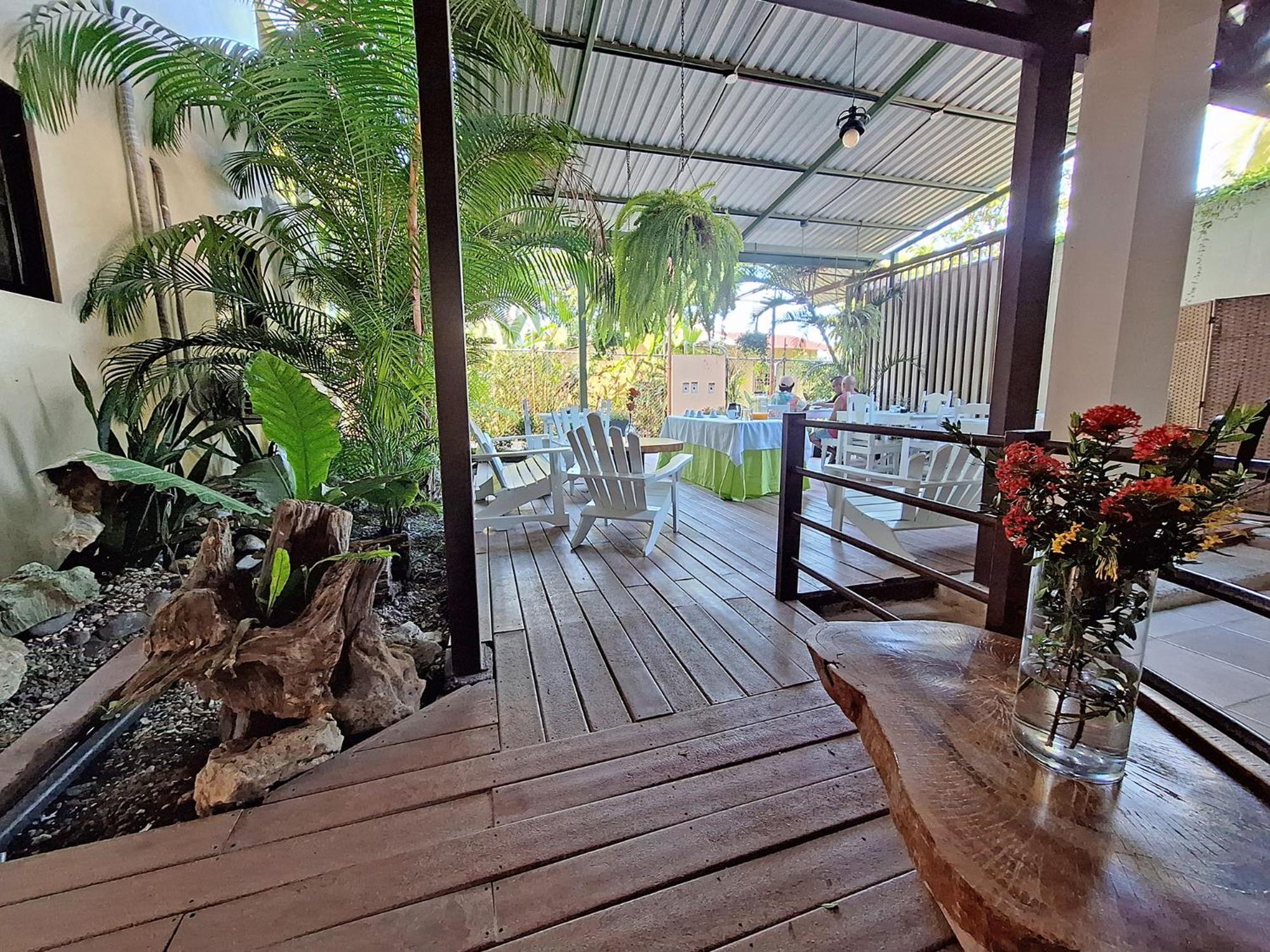 Infiniti Hotel Puerto Viejo de Talamanca 外观 照片