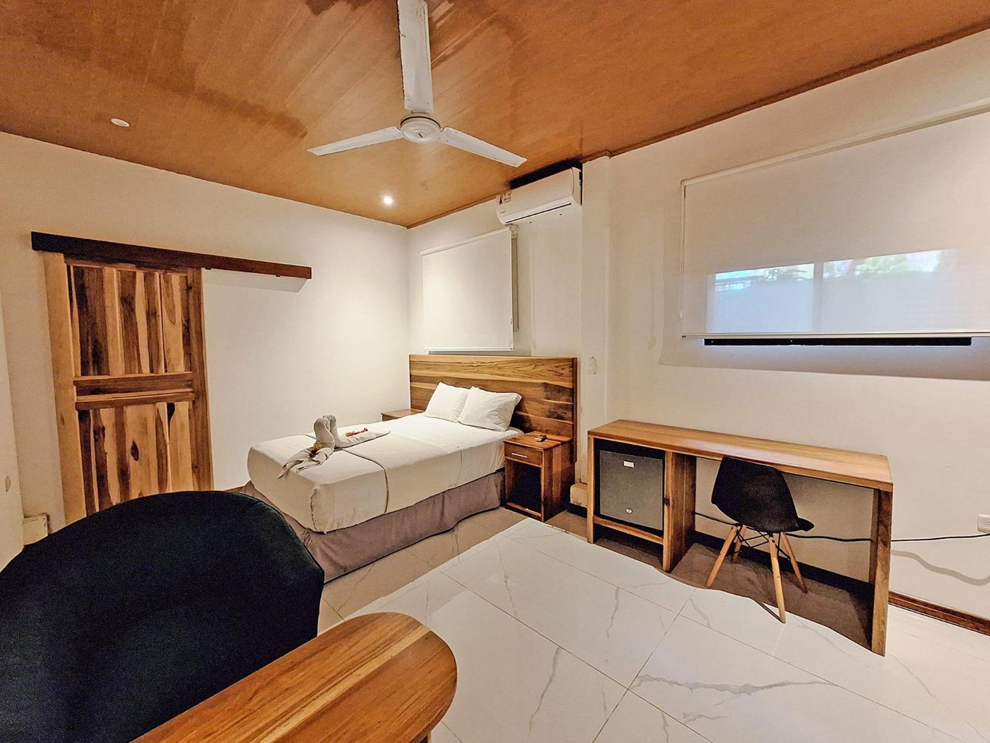 Infiniti Hotel Puerto Viejo de Talamanca 外观 照片