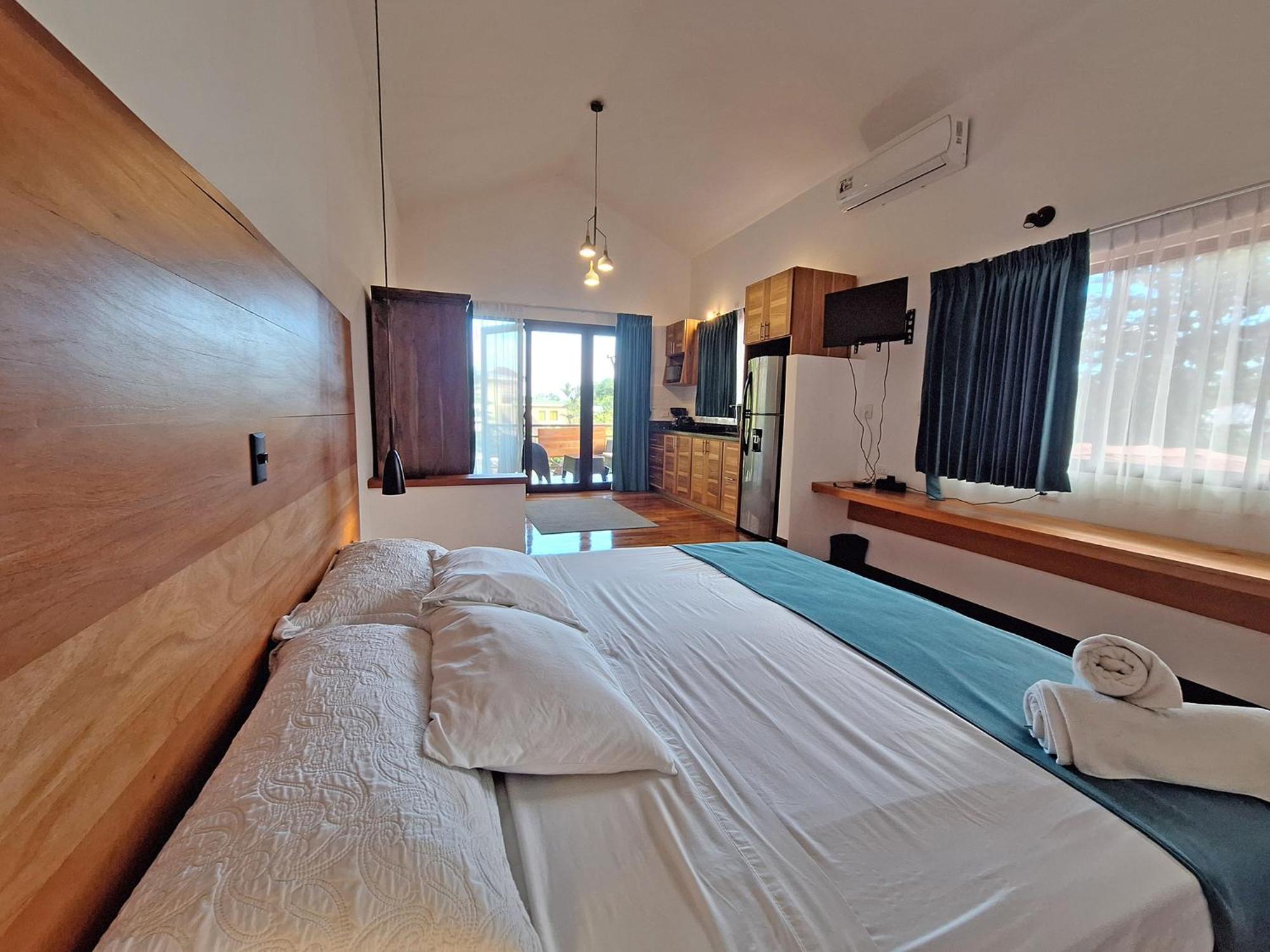 Infiniti Hotel Puerto Viejo de Talamanca 外观 照片